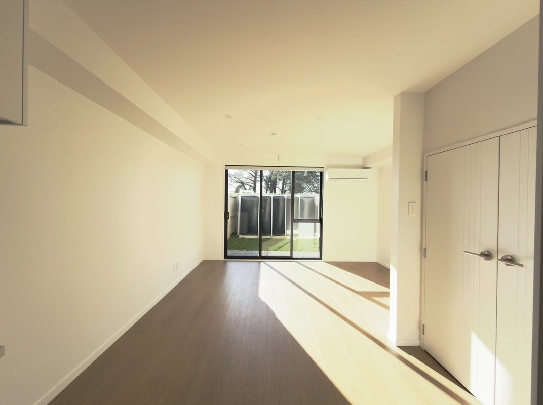 7/239 Porchester Road, Takanini, Auckland - Carousel 1