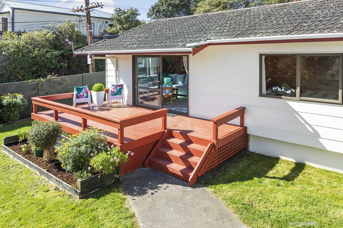 62 Burgess Road, Johnsonville, Wellington - Carousel 2