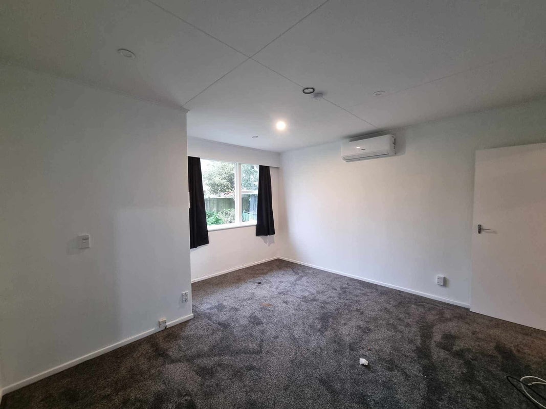 29A Farmer Crescent, Taita, Lower Hutt - Carousel 1