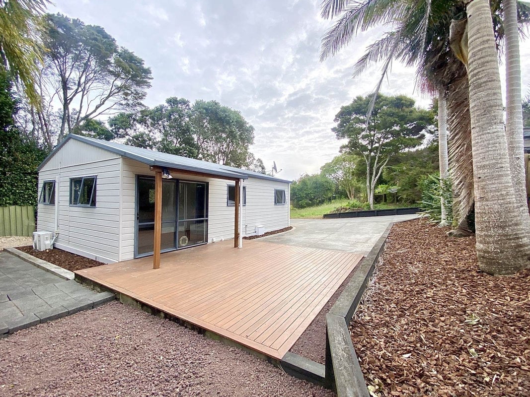 27A Brightside Road, Stanmore Bay, Whangaparaoa - Carousel 1