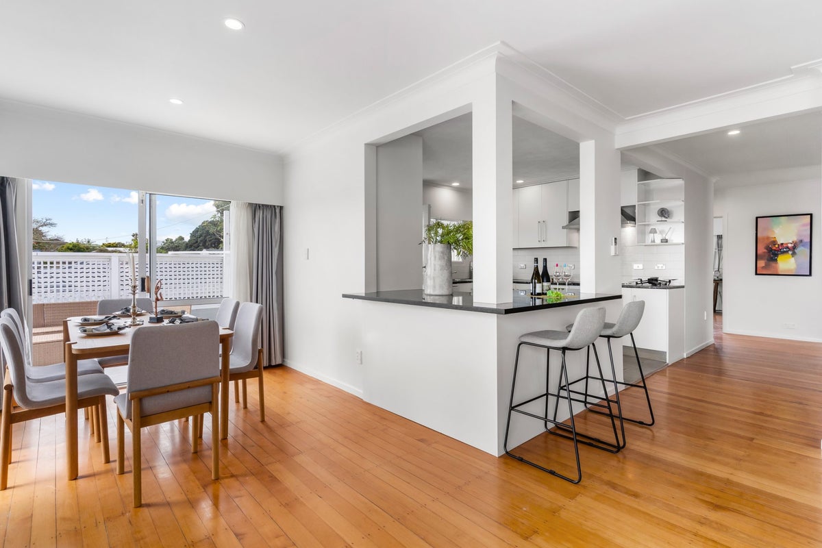 1/17 Norman Road, Takapuna, North Shore City, Auckland - Carousel 2