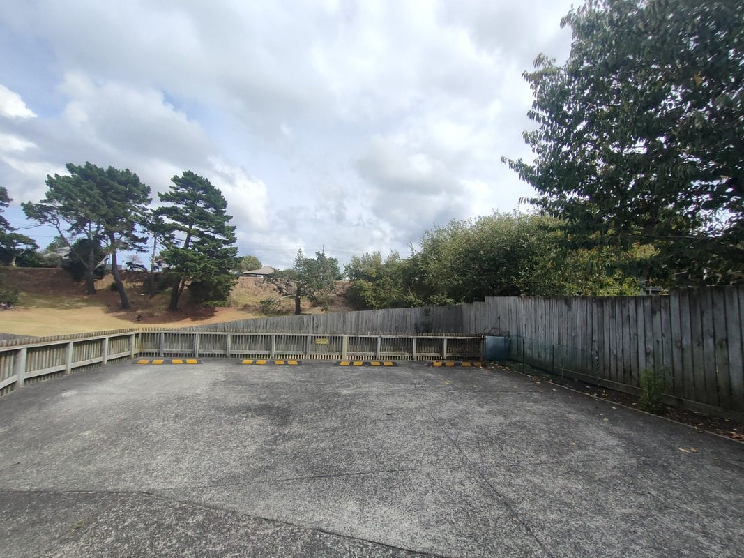 4 Almond Place, Mount Wellington, Auckland - Carousel 13