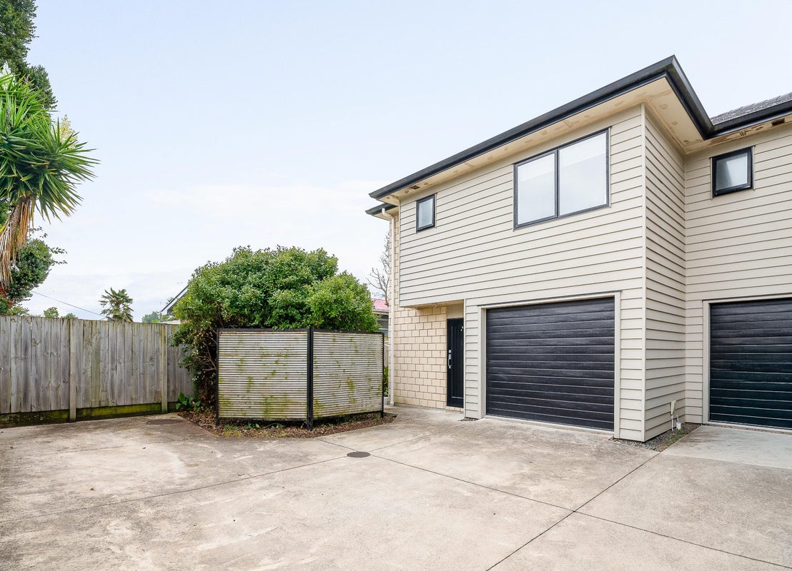 4/56 Storey Avenue, Forest Lake, Hamilton - Carousel 1