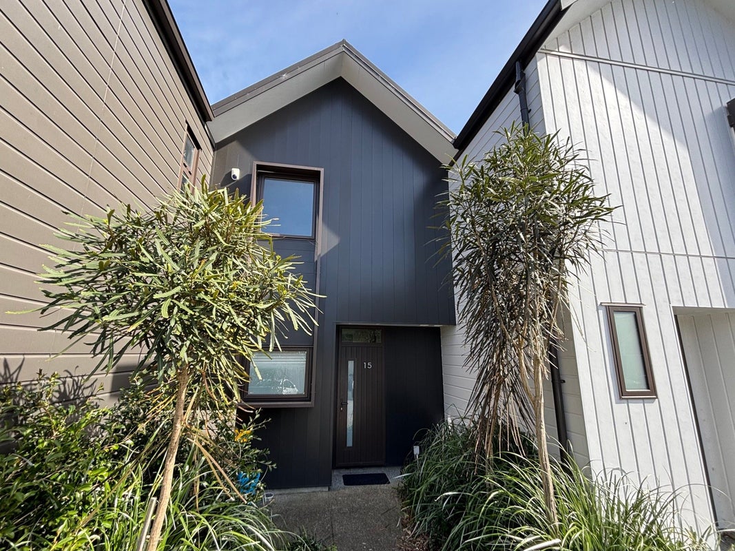 15 Ron Deal Way, Epuni, Lower Hutt - Carousel 1
