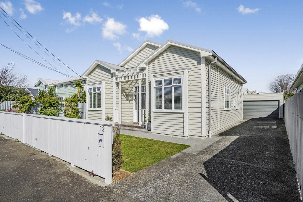 12 Huia Street, Petone, Lower Hutt, Wellington - Carousel 2