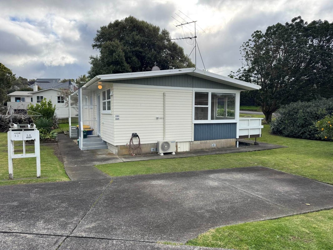 13/24 Bardia Street, Belmont, Auckland - Carousel 2