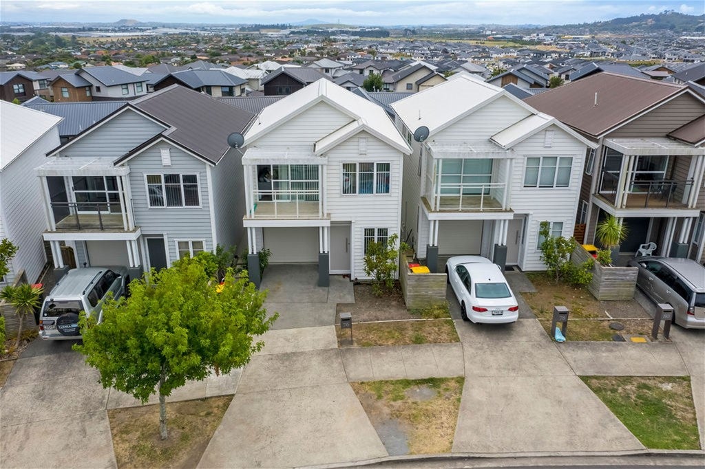 76 Arrowsmith Drive, Flat Bush, Auckland - Carousel 2