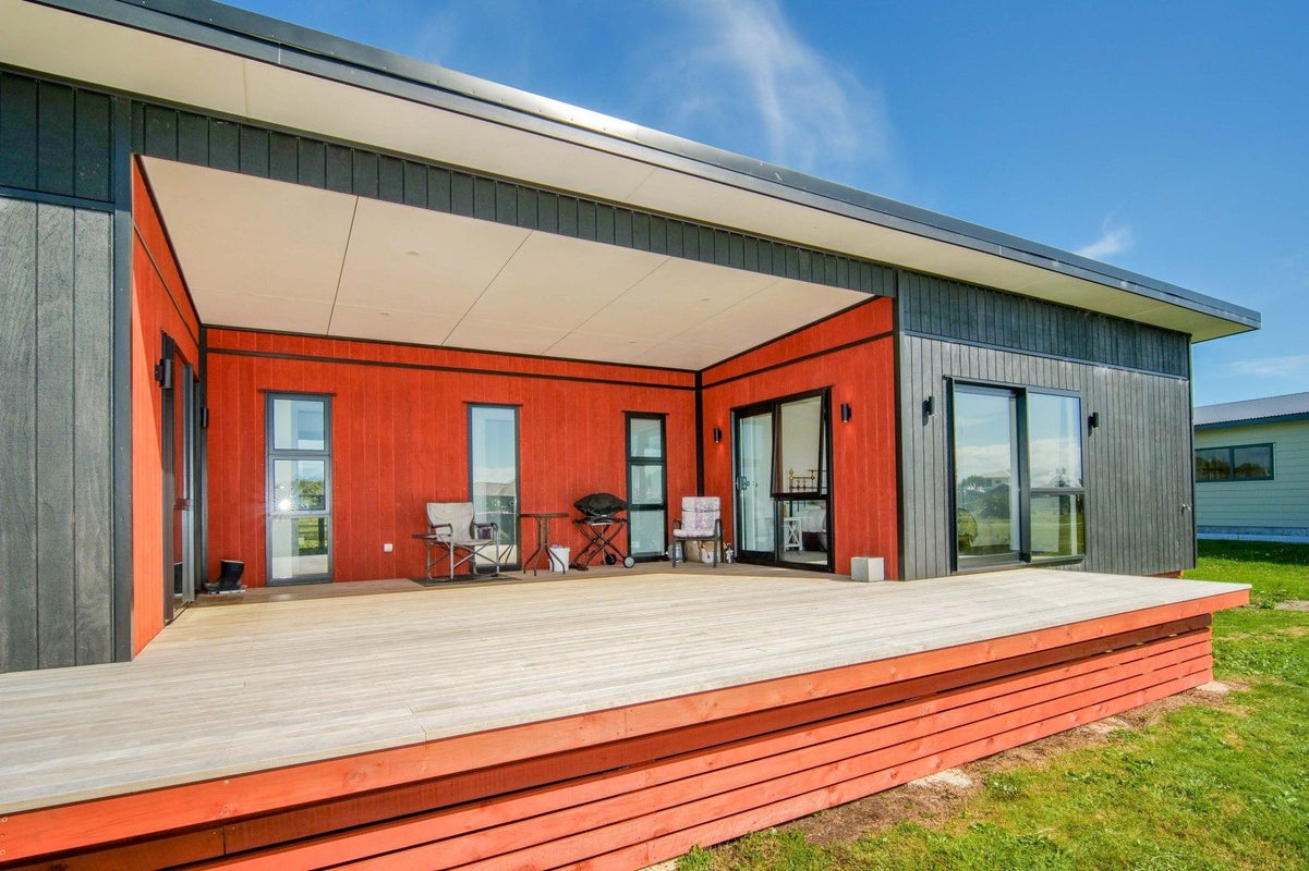 5 Elley Drive, Carters Beach, Westport - Carousel 1