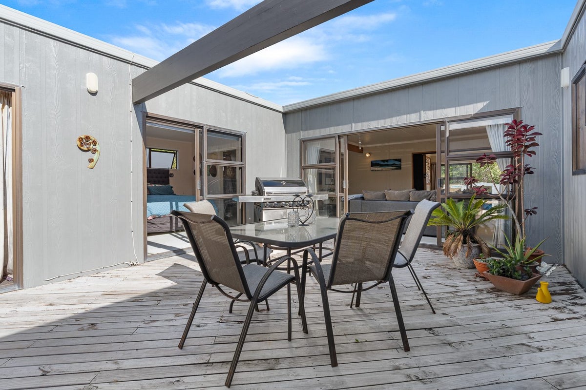 30 Pine Road, Whangarei - Carousel 2