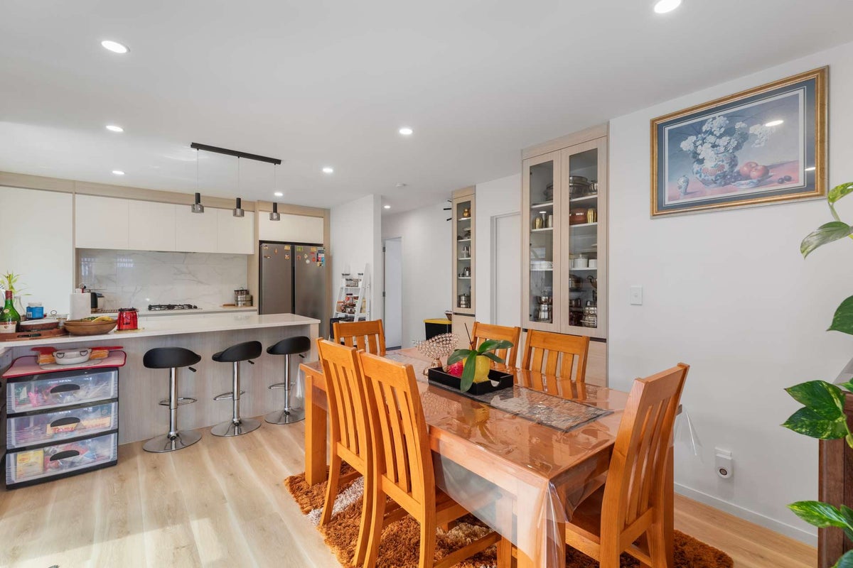6 Grandifolia RD, Takanini, Takanini - Carousel 2
