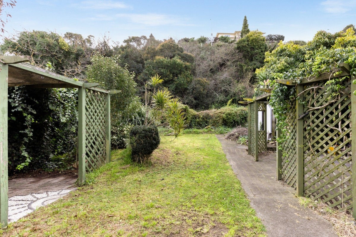137 Carlyle Street, Napier South, Napier - Carousel 8