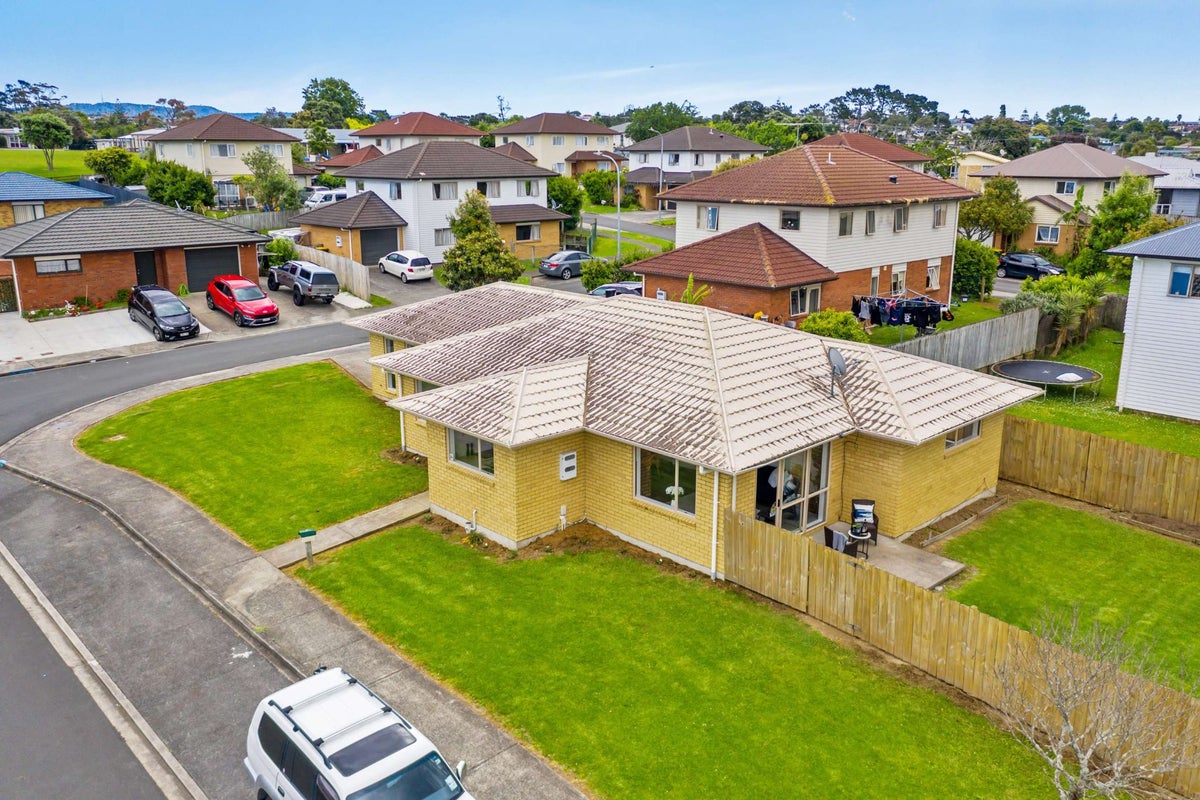 9 Neesons Way, Glendene, Waitakere City, Auckland - Carousel 2