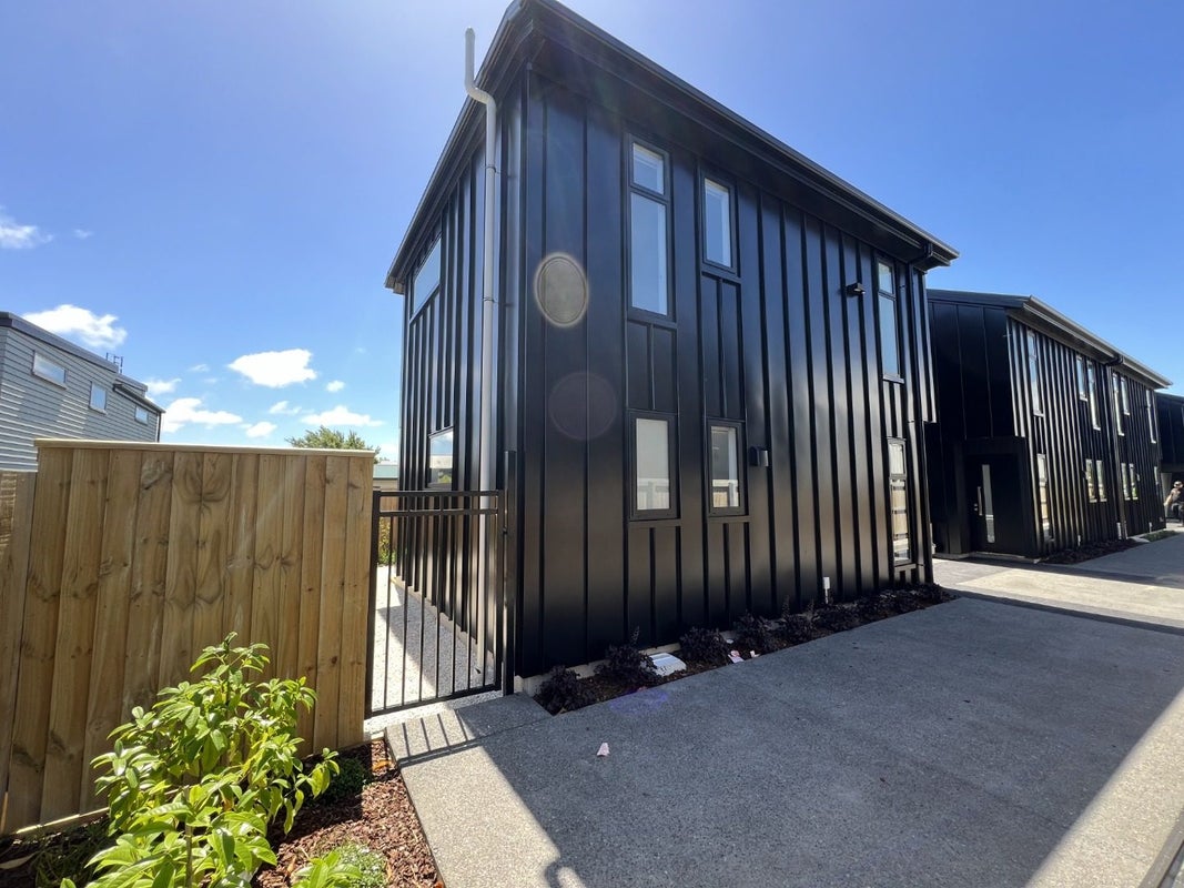 5/89 Barbour Street, Waltham, Christchurch - Carousel 17