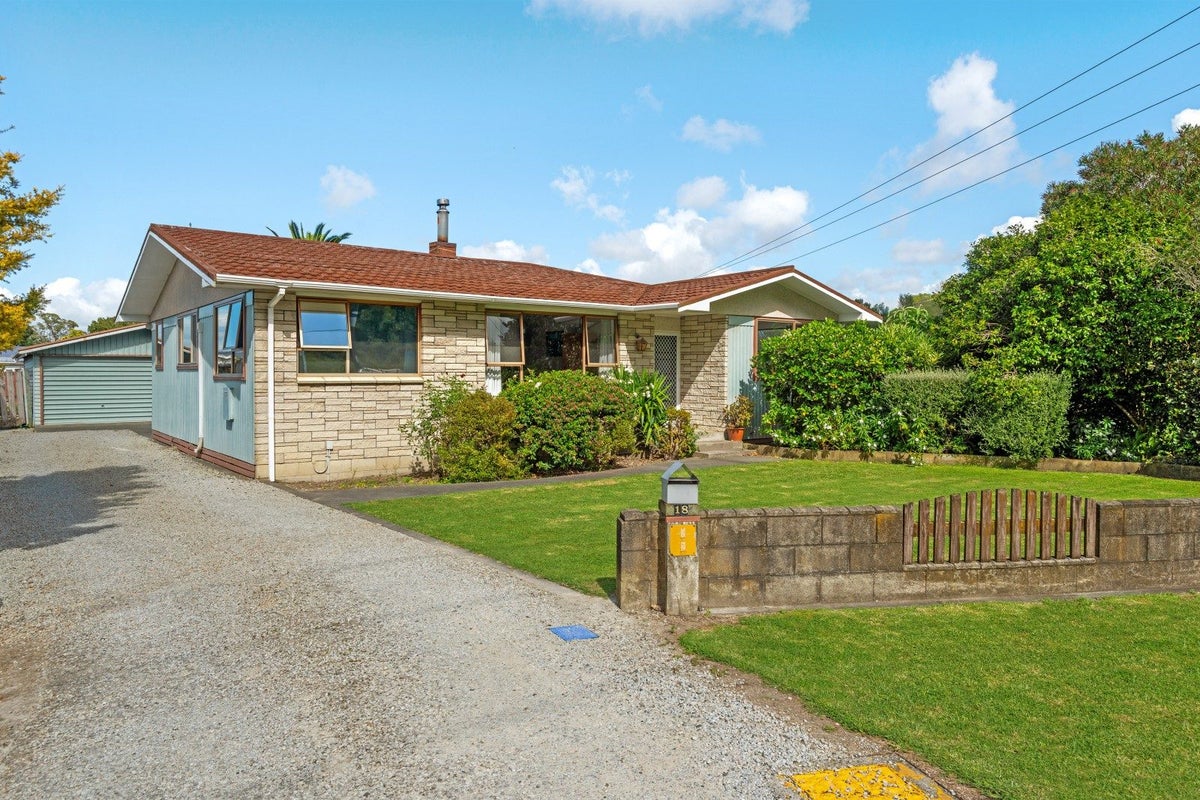 18 Howarth Street, Mangapapa, Gisborne - Carousel 1