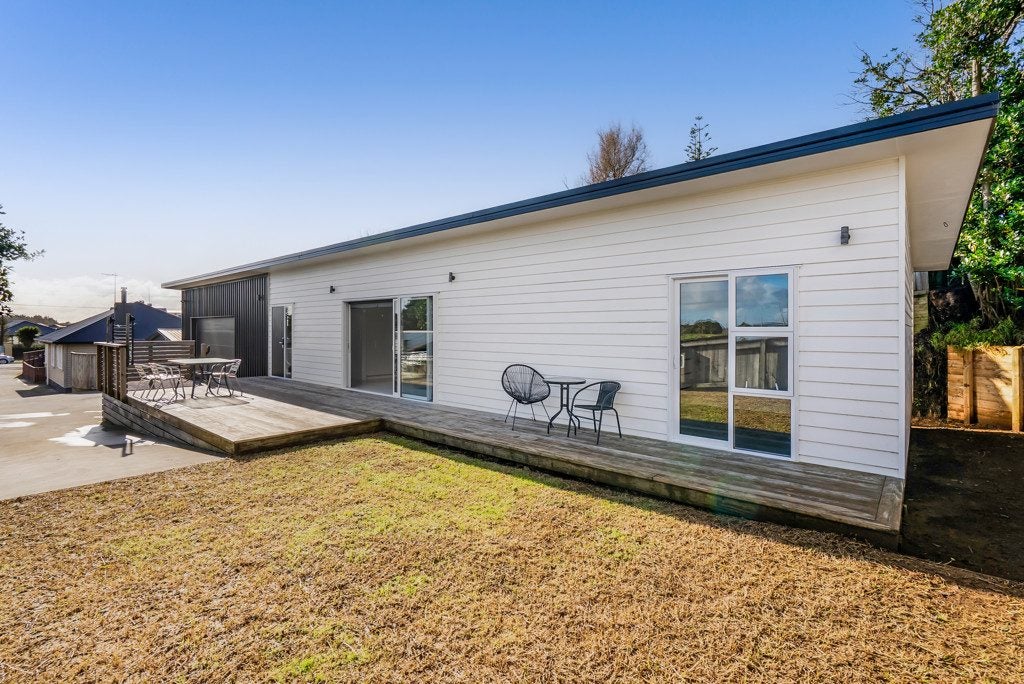 79A Pohutukawa Place, Bell Block, New Plymouth - Carousel 1