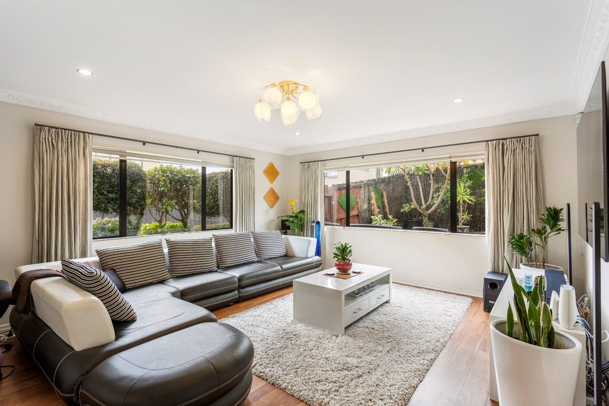 305 Albany Highway, Rosedale, Auckland - Carousel 2