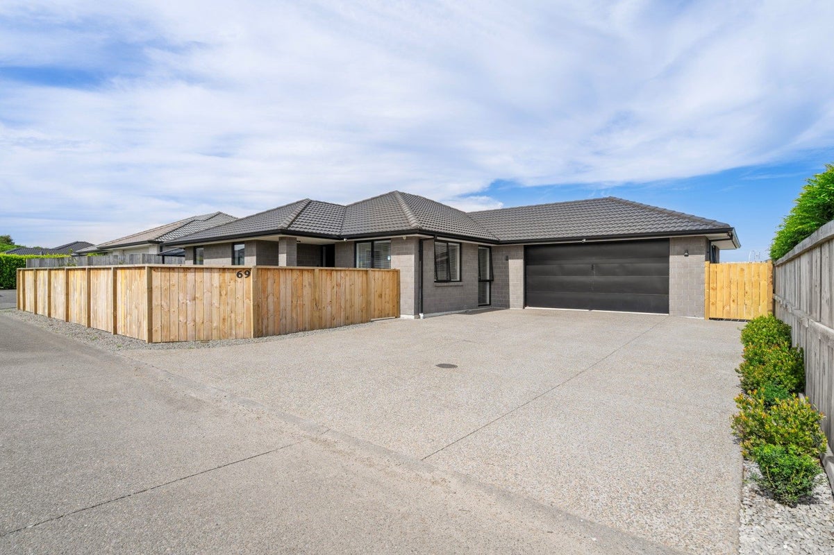 69 Hastings Road, Pyes Pa, Tauranga - Carousel 2