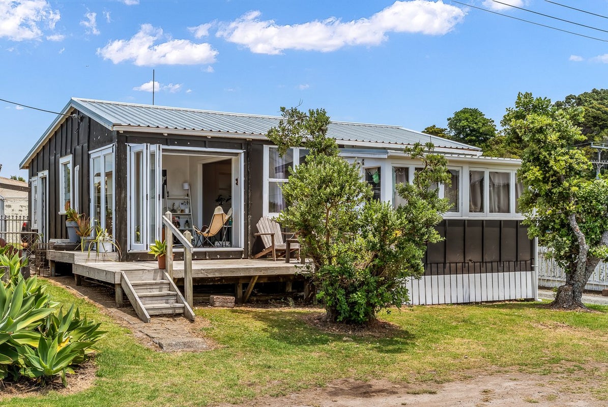 22 Kopipi Crescent, Ngunguru, Whangarei - Carousel 2