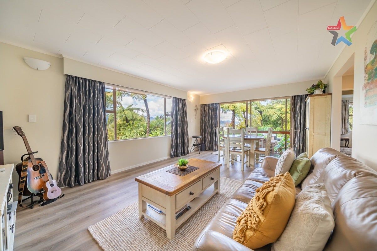 1/13 Westpoint Avenue, Harbour View, Lower Hutt - Carousel 2