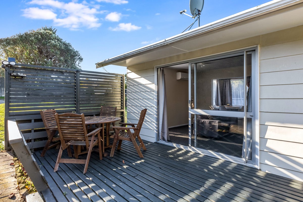 41 Thimble Lane, Whitby, Porirua - Carousel 16