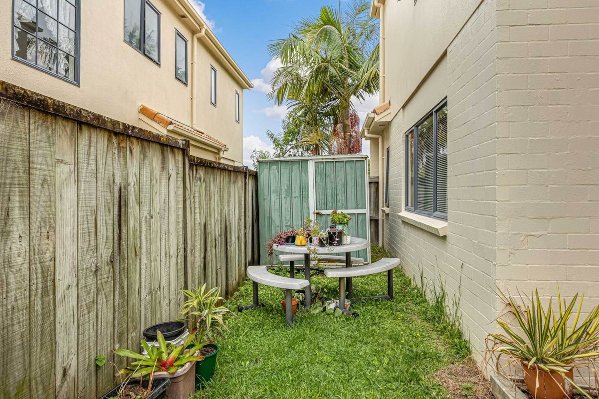 27 Kelvin Hart Drive, East Tamaki, Auckland - Carousel 28