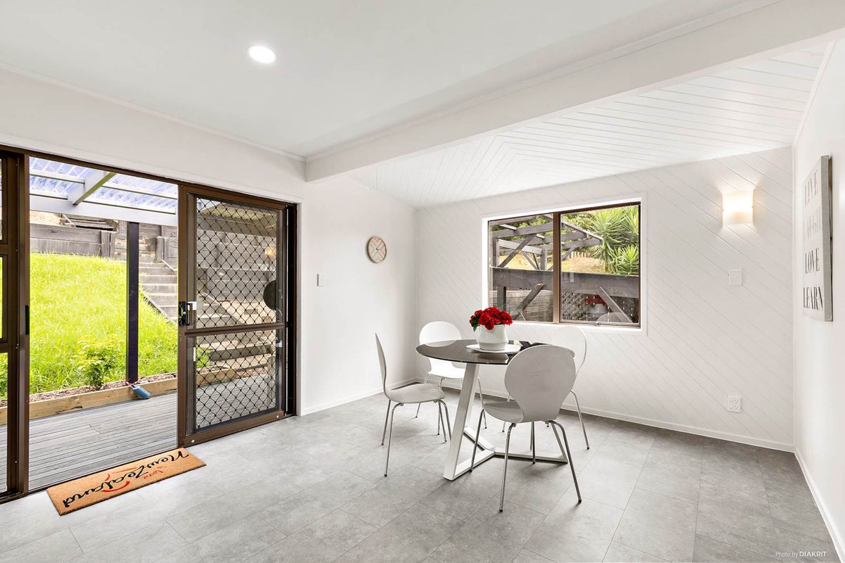 68 Powrie Street, Glenfield, Auckland - Carousel 1