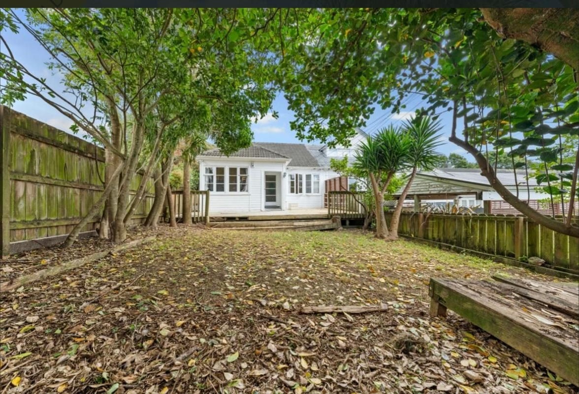 2 Bremner Avenue, Mount Roskill, Auckland - Carousel 2