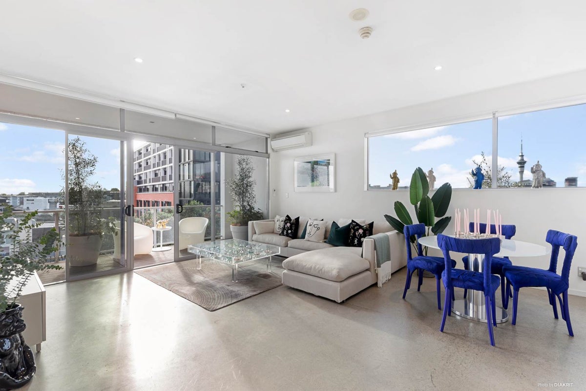 2B/29 Karaka Street, Newton, Auckland - Carousel 2