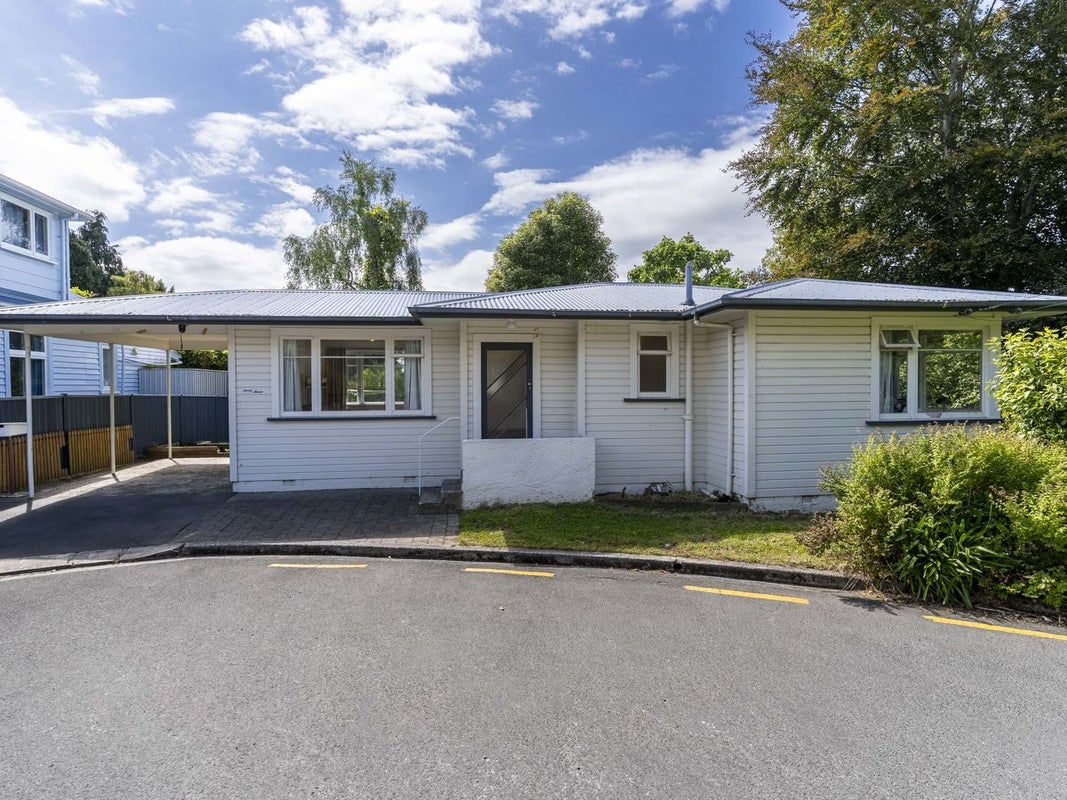 47 Peter Street, Caversham, Dunedin - Carousel 1