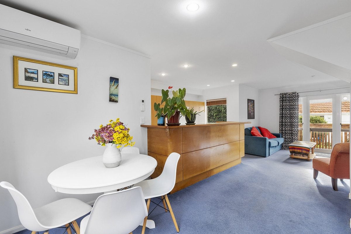 4/14A Glenmore Street, Thorndon, Wellington, Wellington - Carousel 2