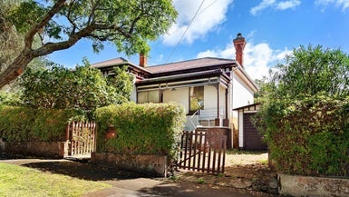 4 Grotto Street, Onehunga, Auckland - Carousel 1