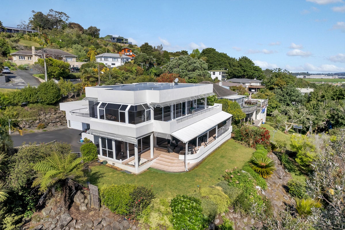 8 Punga Grove Avenue, Riverside, Whangarei - Carousel 34