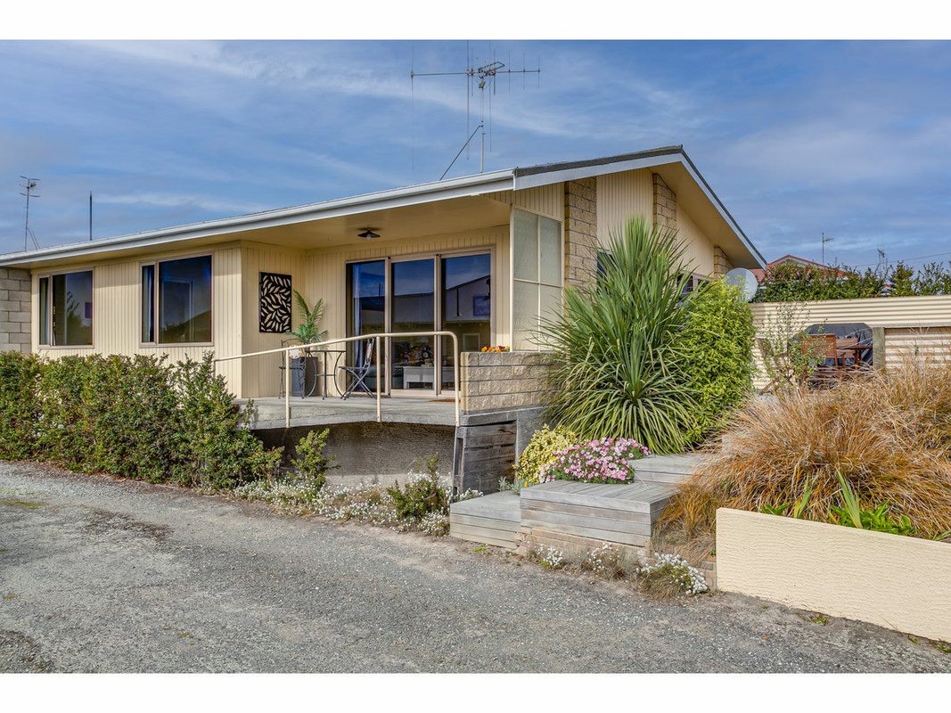 1/6 Deal Street, Seaview, Timaru - Carousel 21