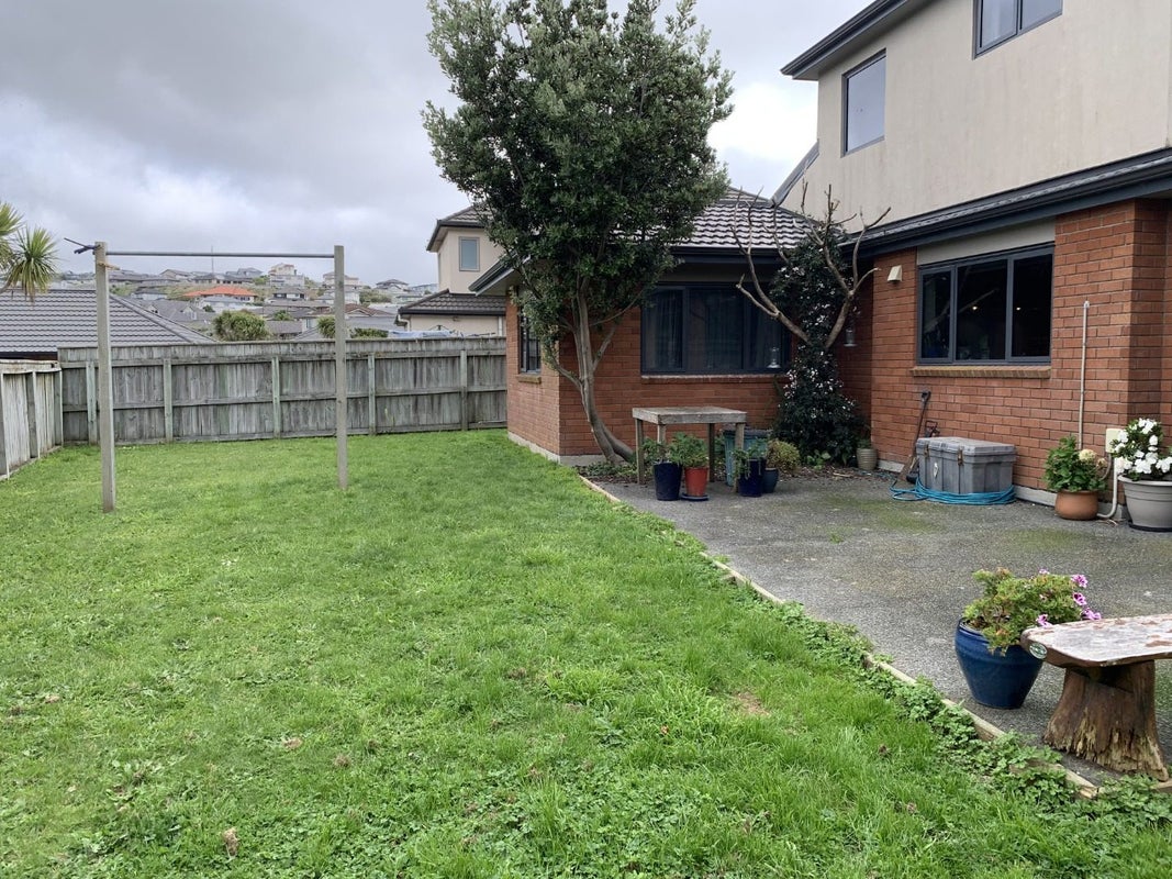 8 Fiordland Place, Aotea, Porirua - Carousel 8