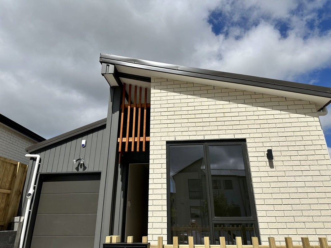 87 Biokovo Street, Massey, Auckland - Carousel 2