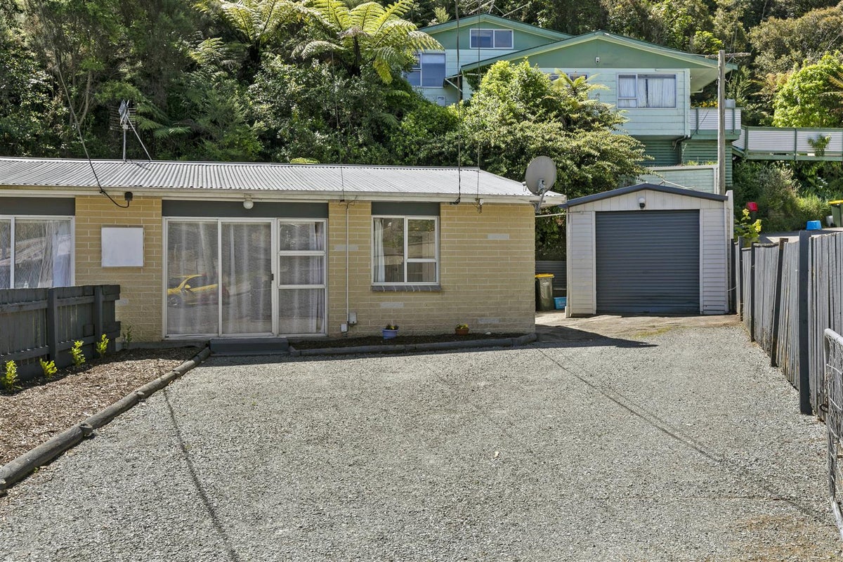 13B John Street, Stokes Valley, Lower Hutt - Carousel 1
