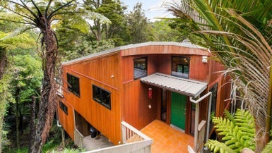 63 Warner Park Avenue, Laingholm, Auckland - Carousel 1