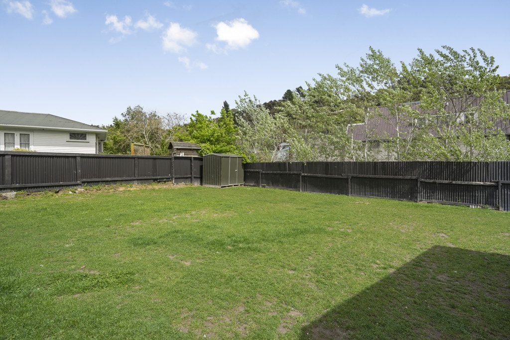11 Richard Grove, Stokes Valley, Lower Hutt - Carousel 19