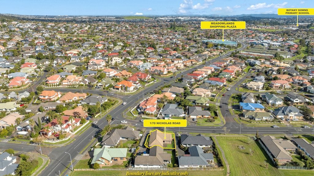 1/70 Nicholas Road, Somerville, Manukau - Carousel 25