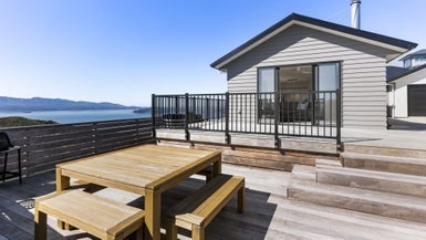 23 Boeing Way, Newlands, Wellington - Carousel 1