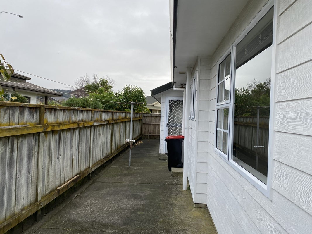2/123 Avondale Road, Greenmeadows, Napier - Carousel 14