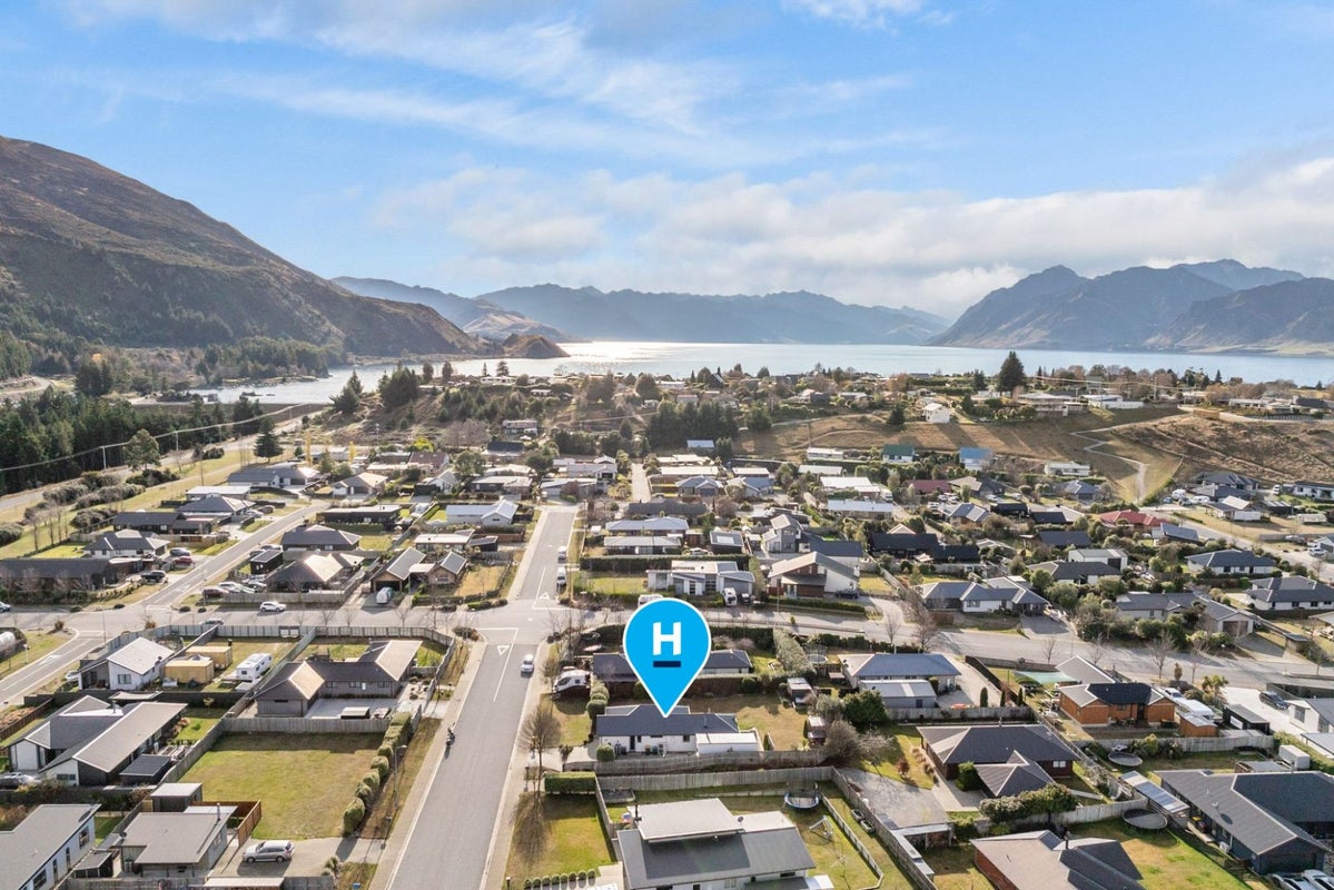 3 Little Maude Drive, Wanaka - Carousel 23