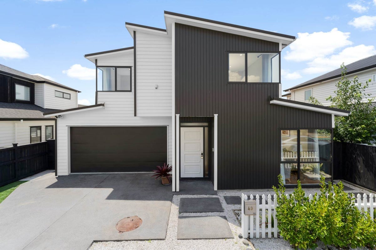49 Craigs Way, Hobsonville, Auckland - Carousel 1
