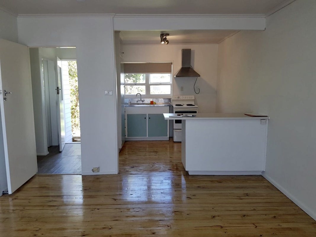 2/229 KAWAI Street South, Nelson South, Nelson - Carousel 2
