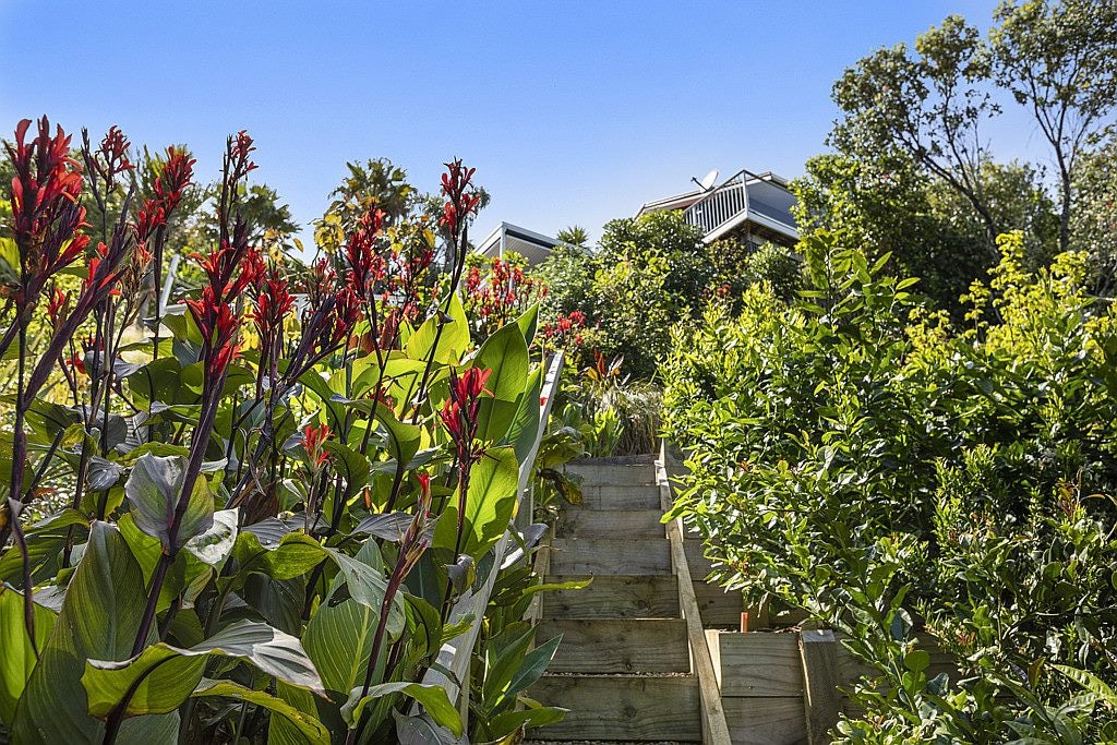 45 Albert Crescent, Ostend, Waiheke Island - Carousel 50