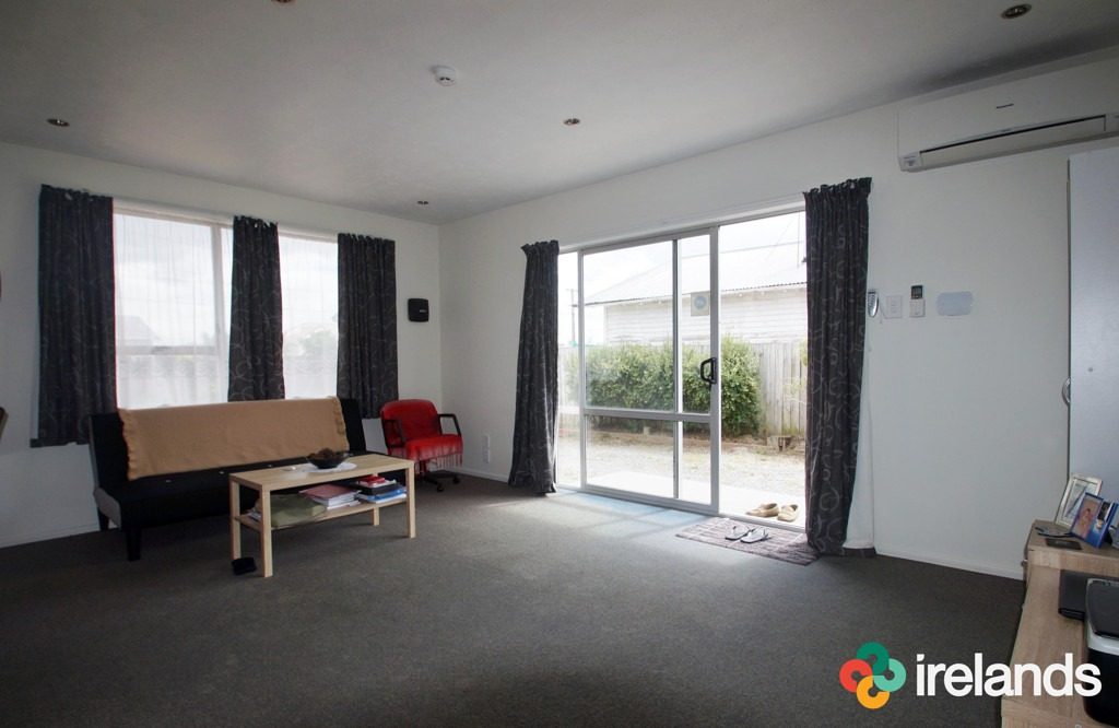 276 Pages Road, Wainoni, Christchurch - Carousel 1