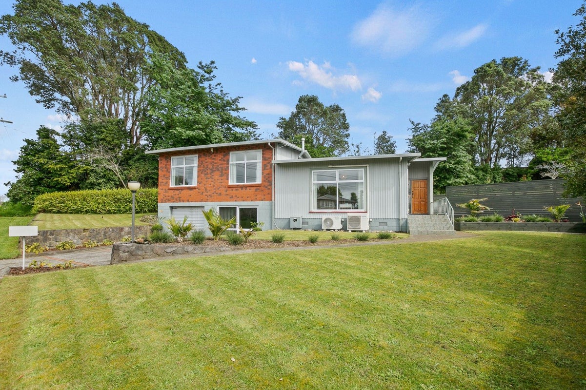 62 Clawton Street, Westown, New Plymouth - Carousel 1