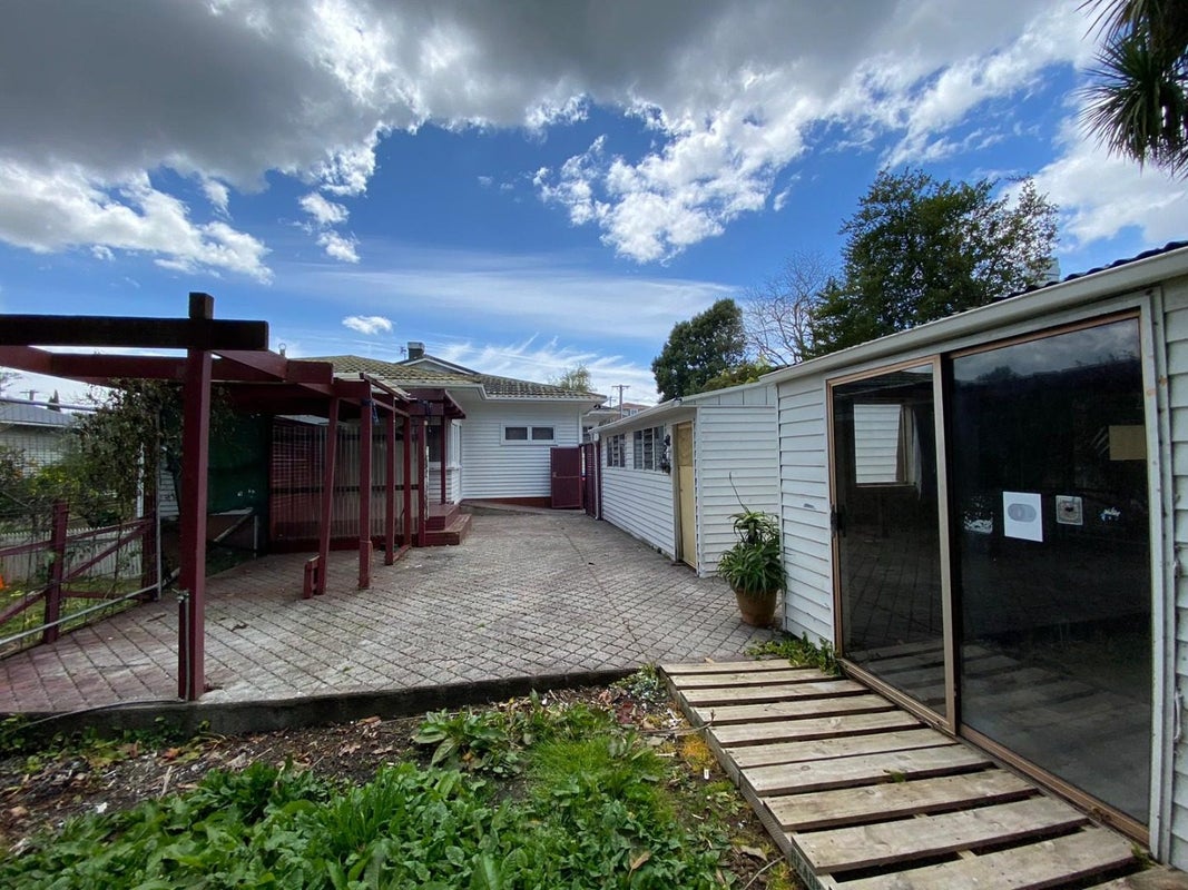 8 Pukehana Avenue, Epsom, Auckland - Carousel 18