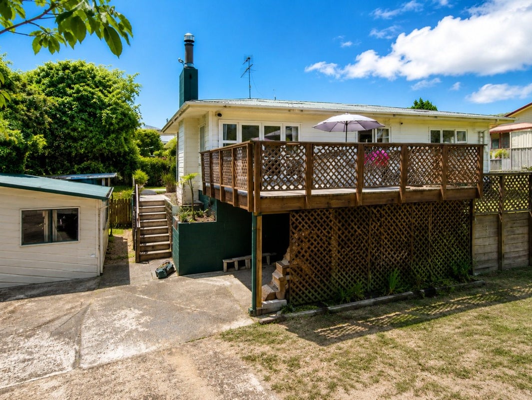 26A Hunt Crescent, Hillcrest, Rotorua - Carousel 1