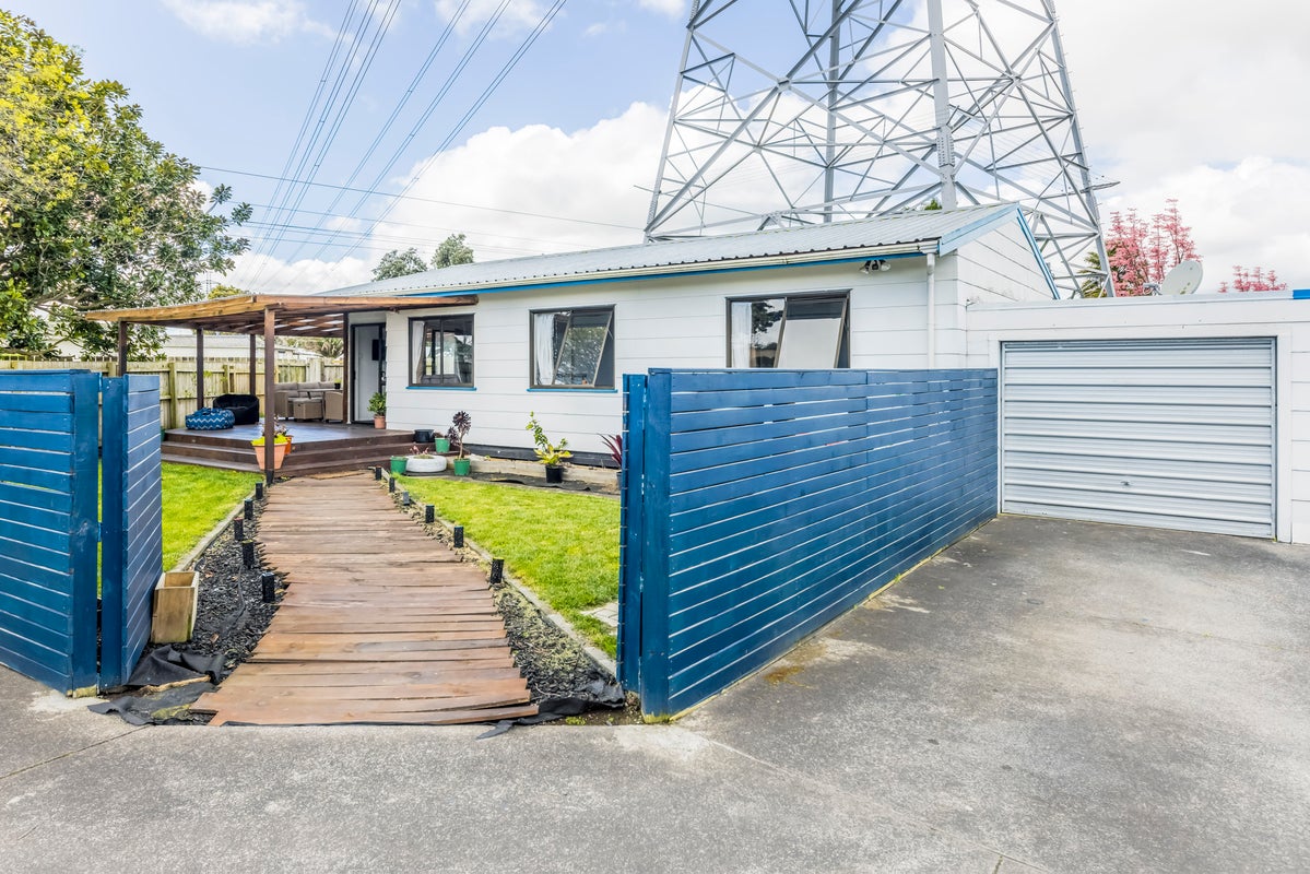 3/12 Takanini Road, Takanini, Auckland - Carousel 10